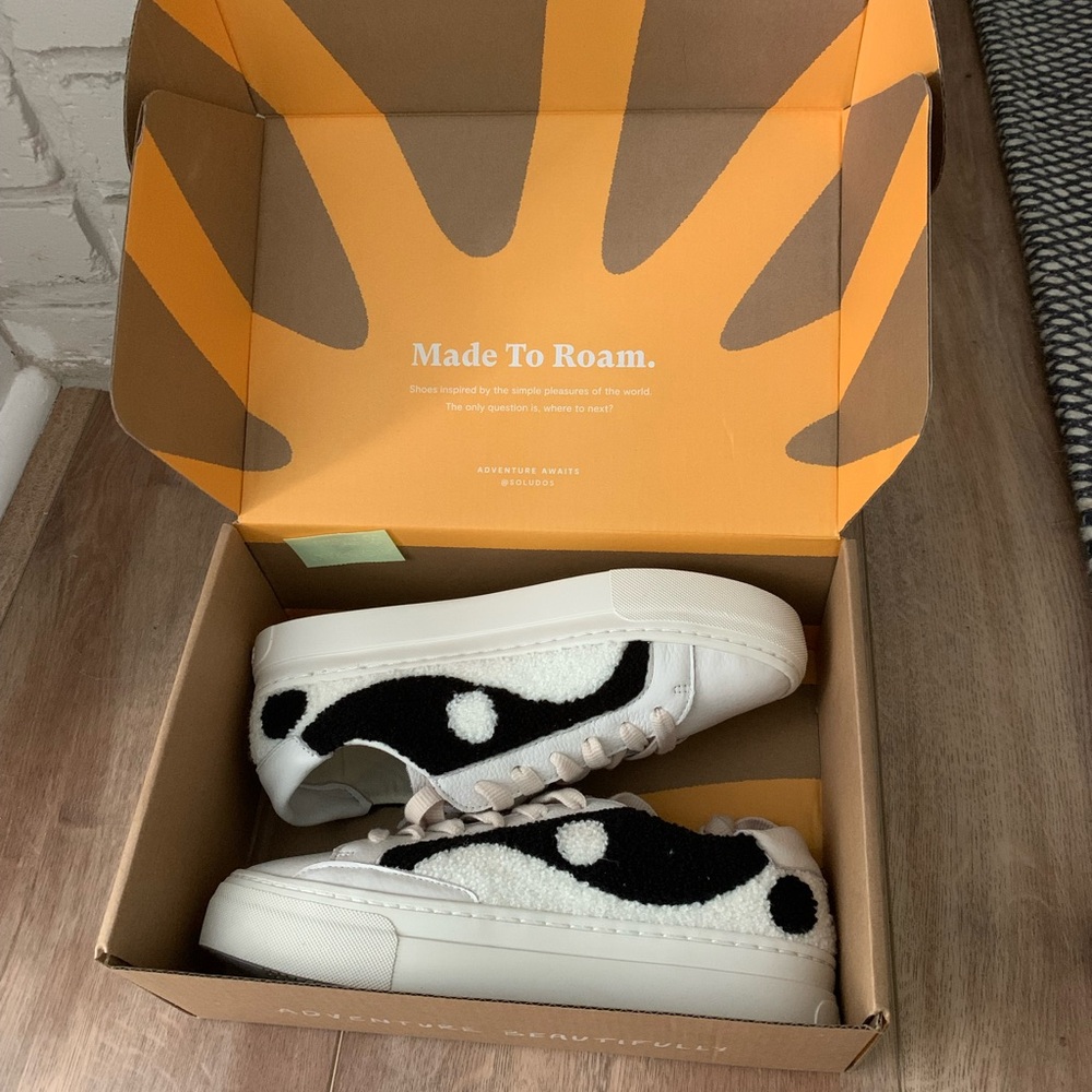 Soludos Yin Yang Sneakers